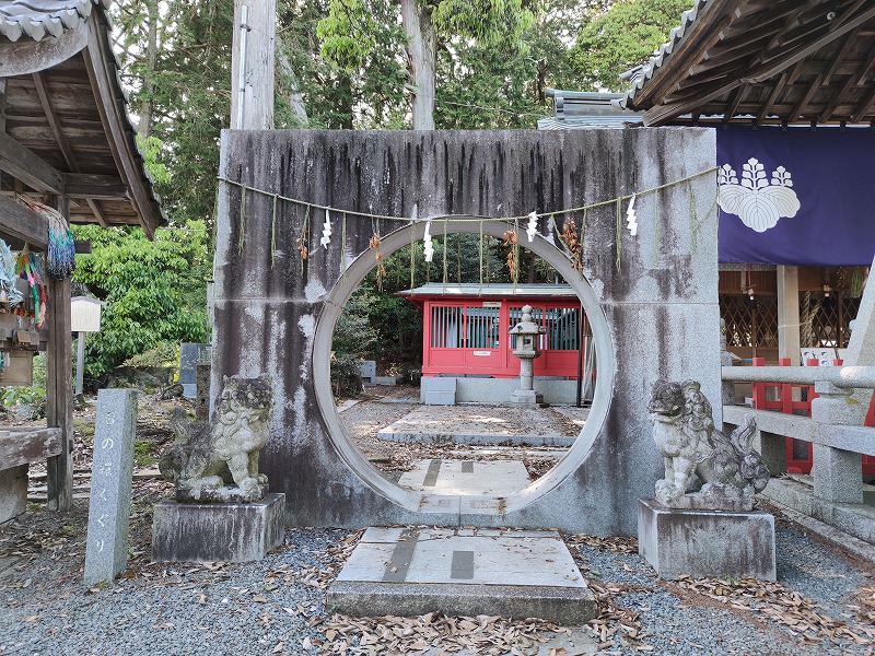 薭田野神社11
