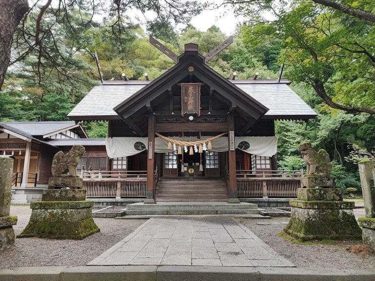【新潟県】上杉謙信公が御祭神のパワースポット春日山神社！見どころや御朱印、アクセス・ …