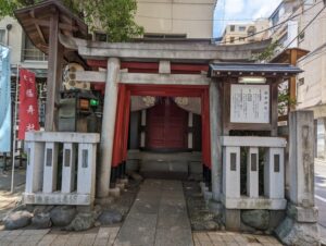 鳥越神社18