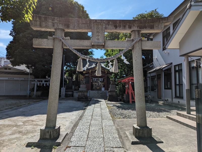 女塚神社1