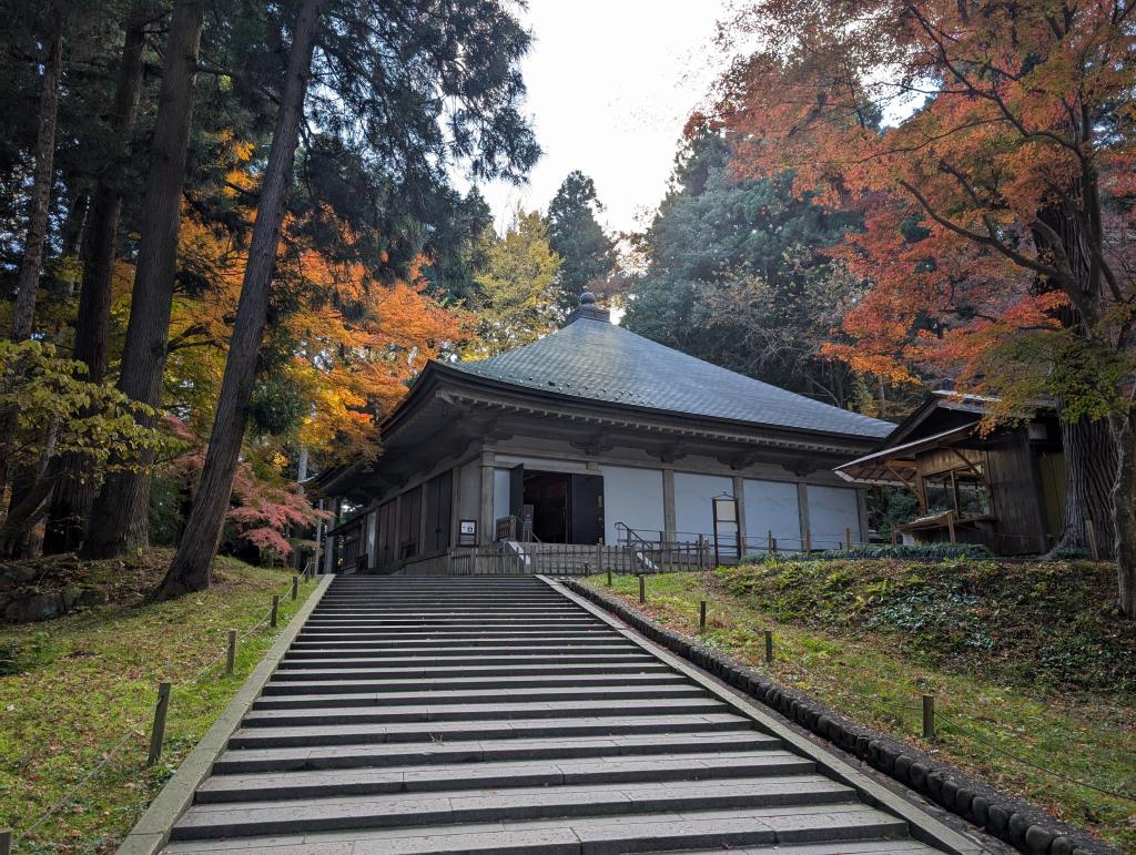 中尊寺金色堂10