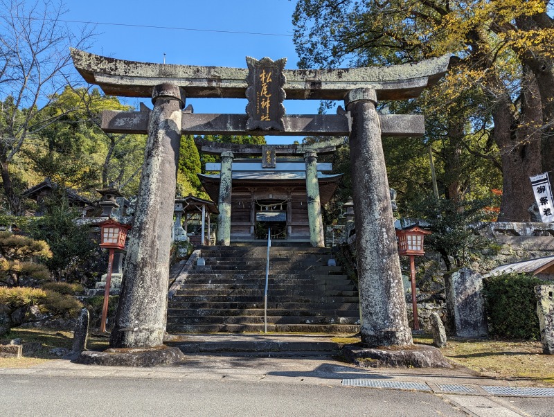 城野松尾神社 一の鳥居と参道