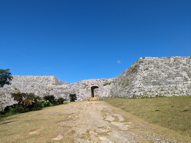 座喜味城跡 二の郭の石造アーチ門