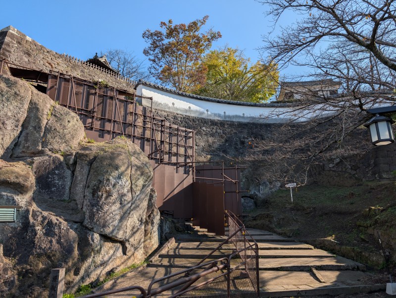 臼杵城 鐙坂 切通し