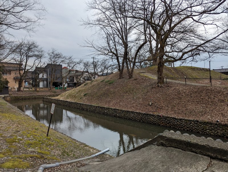 蔵王堂城跡 金峯神社境内の史跡