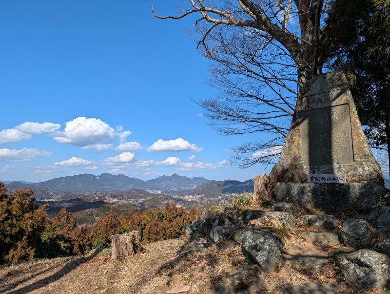 宇陀松山城 天守郭から見た宇陀盆地の眺望