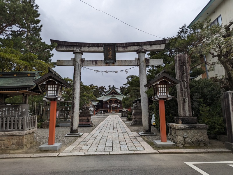 五泉八幡宮 鳥居と参道 五泉城跡の入口
