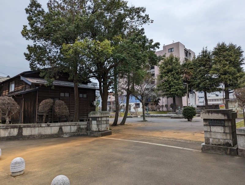 山本記念公園の園内風景